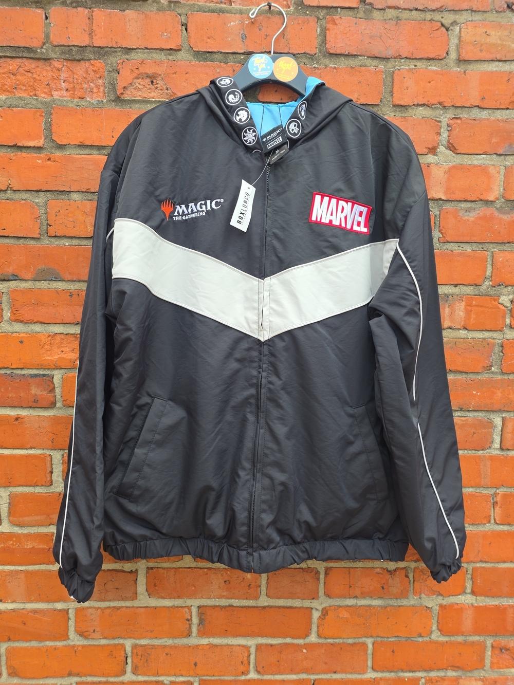 Magic: The Gathering X Marvel Reversible Windbreaker Unisex Medium NWT (A)